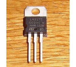 LM 317 T ( = Spannungsregler IC )